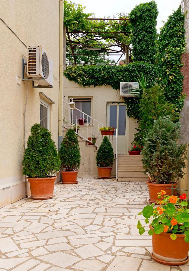 Apartment Michelle Дубровник Экстерьер фото